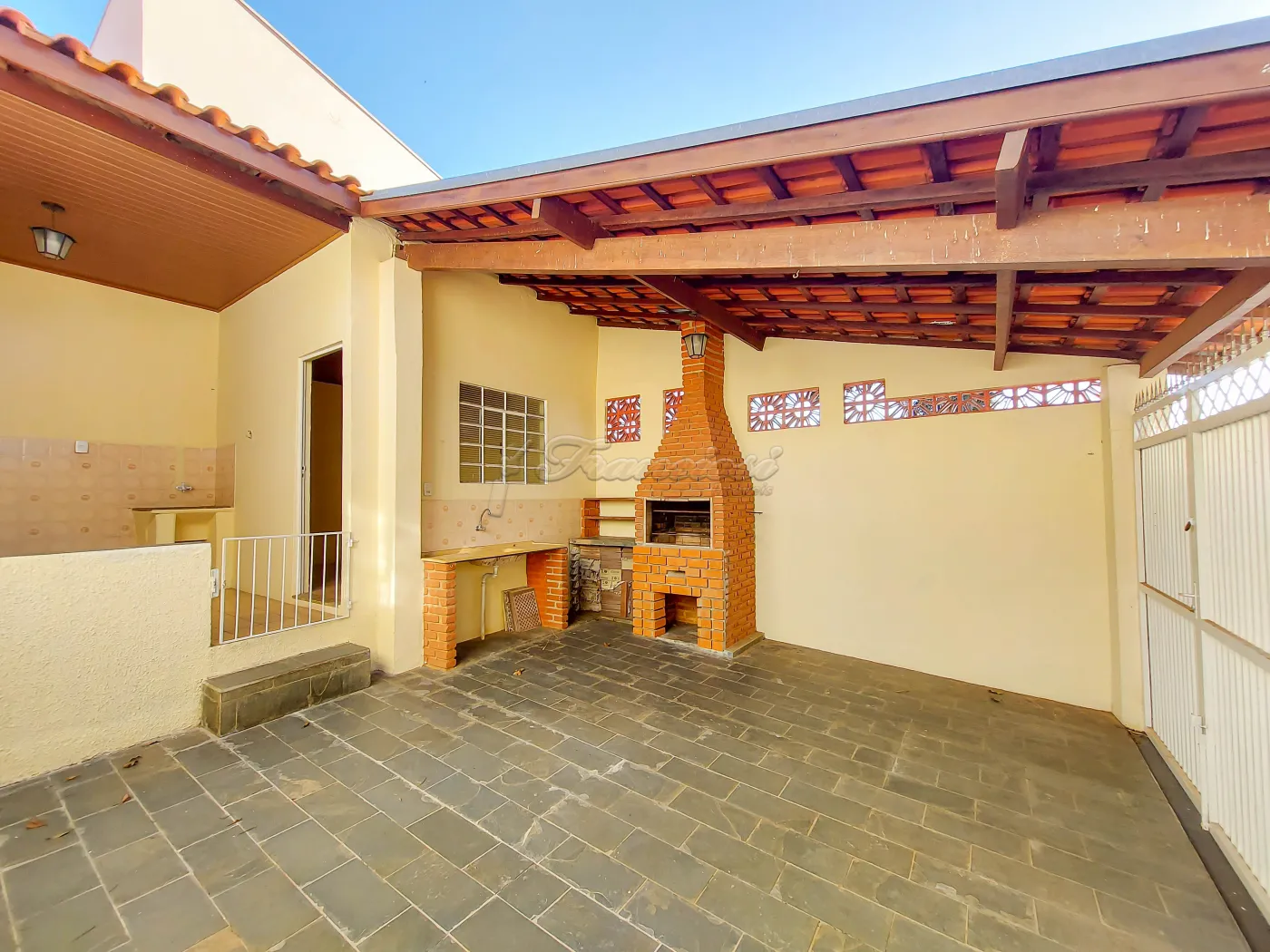 Alugar Casa / Padrão em Itapetininga R$ 1.600,00 - Foto 14