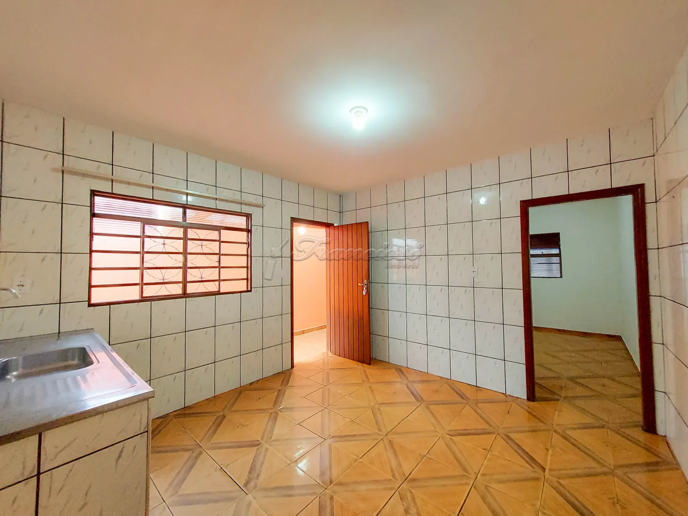 Alugar Casa / Padrão em Itapetininga R$ 1.000,00 - Foto 4