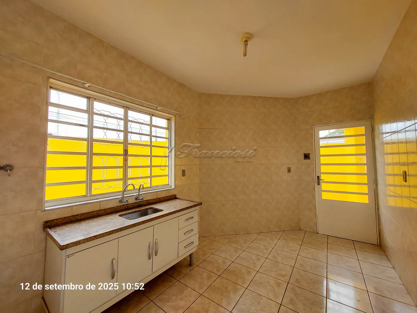 Alugar Casa / Padrão em Itapetininga R$ 1.600,00 - Foto 8