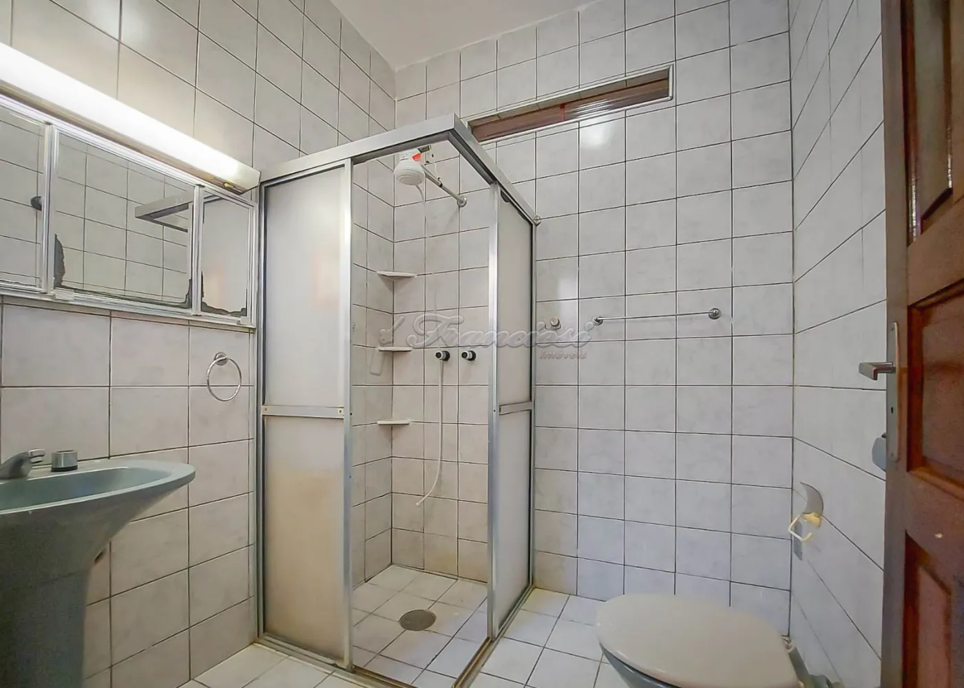 Comprar Casa / Padrão em Itapetininga R$ 300.000,00 - Foto 9