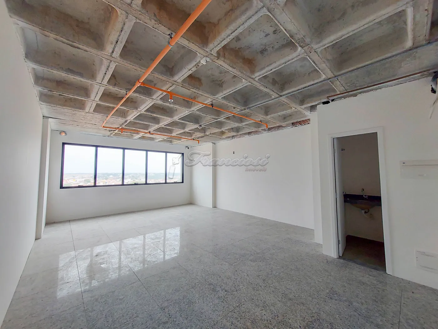 Alugar Comercial / Condomínio de Salas e Salões em Itapetininga R$ 3.900,00 - Foto 4