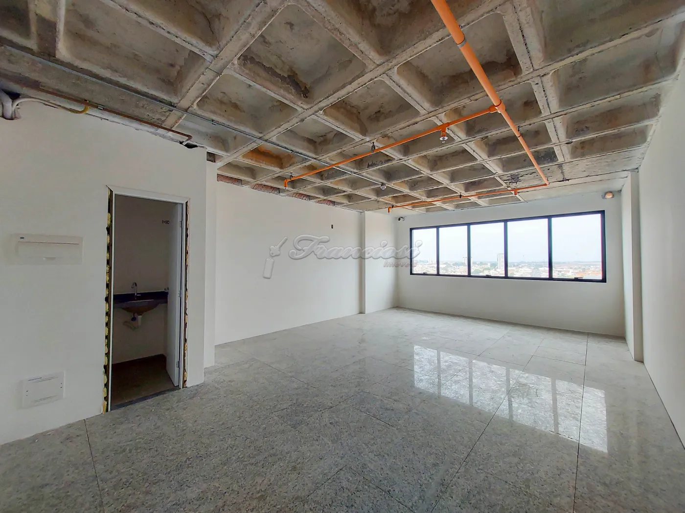 Alugar Comercial / Condomínio de Salas e Salões em Itapetininga R$ 3.900,00 - Foto 4