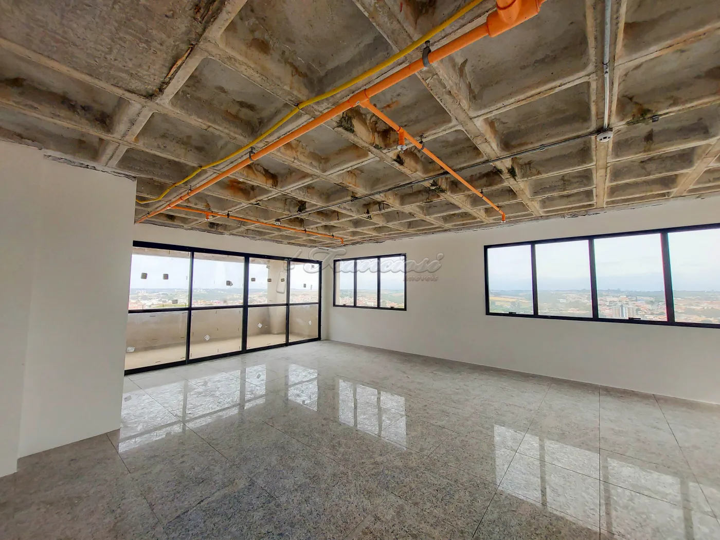 Alugar Comercial / Condomínio de Salas e Salões em Itapetininga R$ 9.400,00 - Foto 4