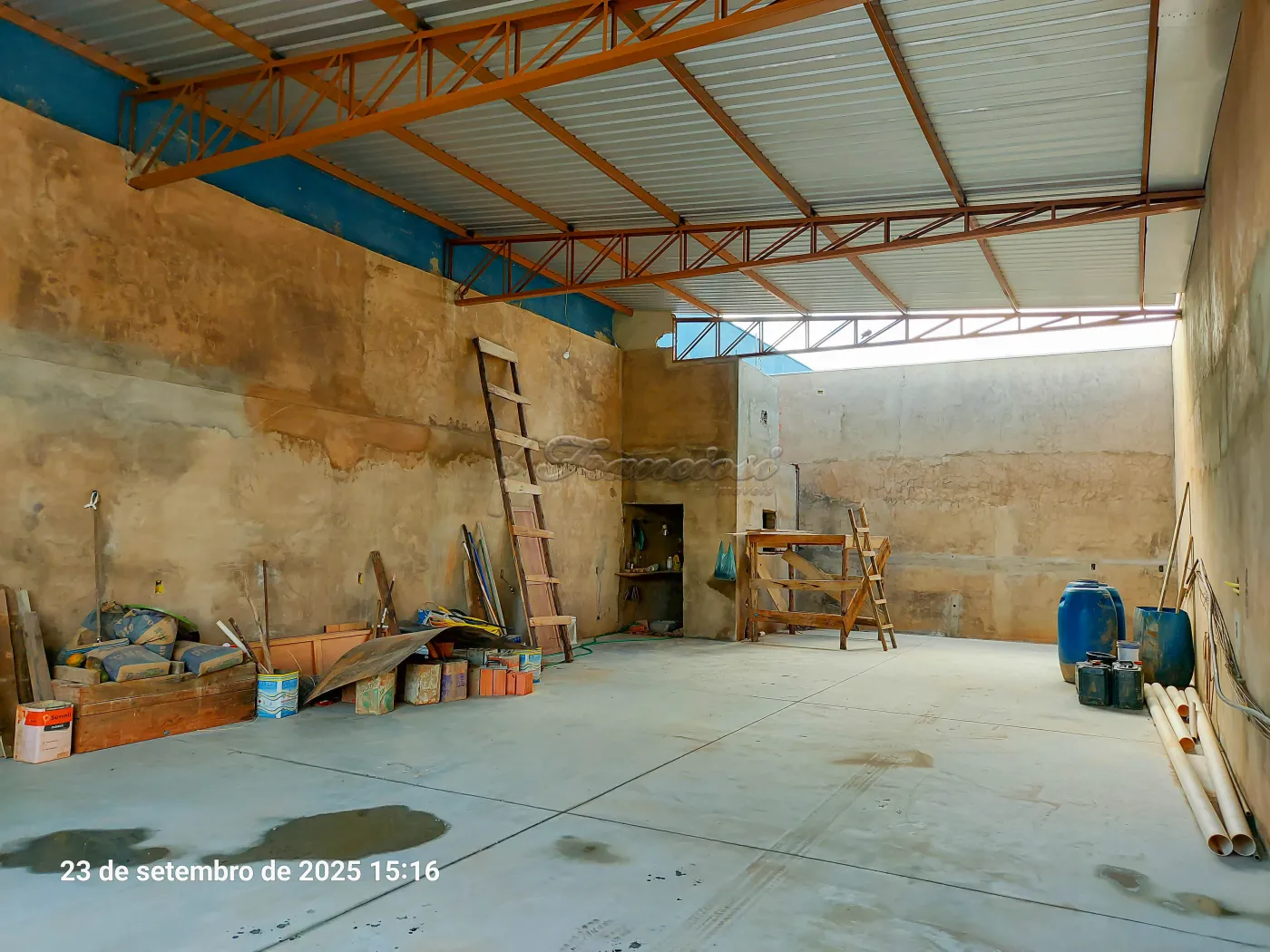 Alugar Comercial / Barracão em Itapetininga R$ 2.500,00 - Foto 1