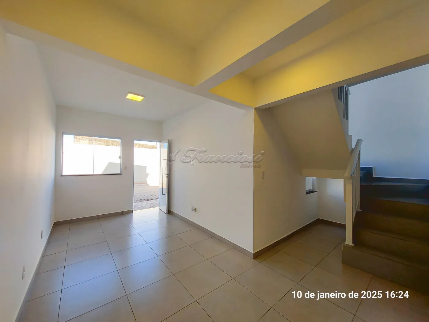 Alugar Casa / Condomínio em Itapetininga R$ 1.500,00 - Foto 1