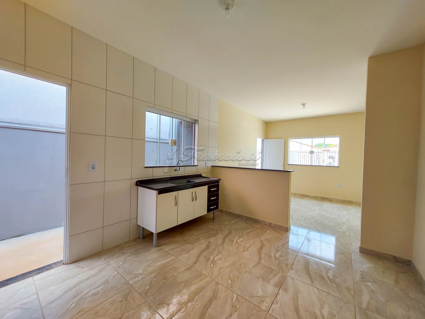 Alugar Casa / Padrão em Itapetininga R$ 900,00 - Foto 5