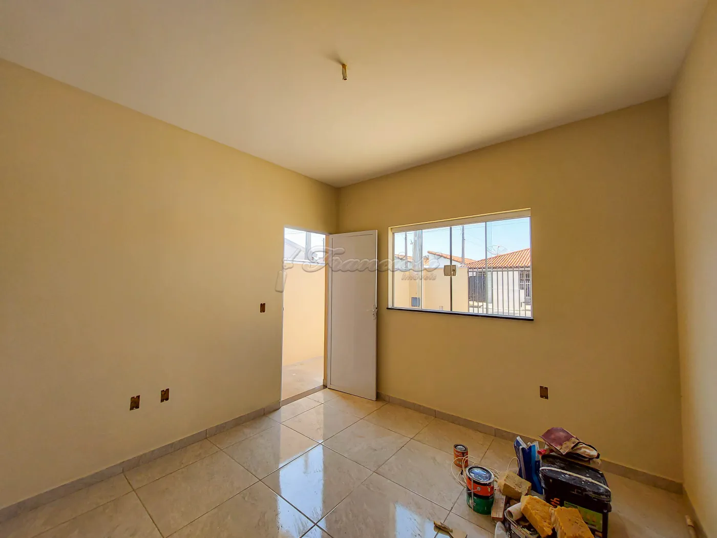 Alugar Casa / Padrão em Itapetininga R$ 900,00 - Foto 2