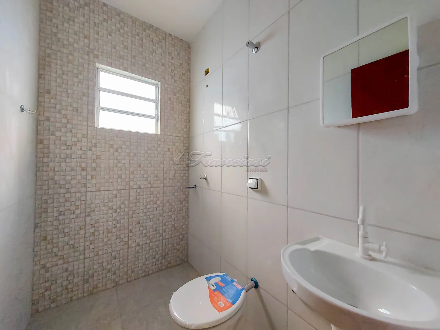 Alugar Casa / Padrão em Itapetininga R$ 900,00 - Foto 5