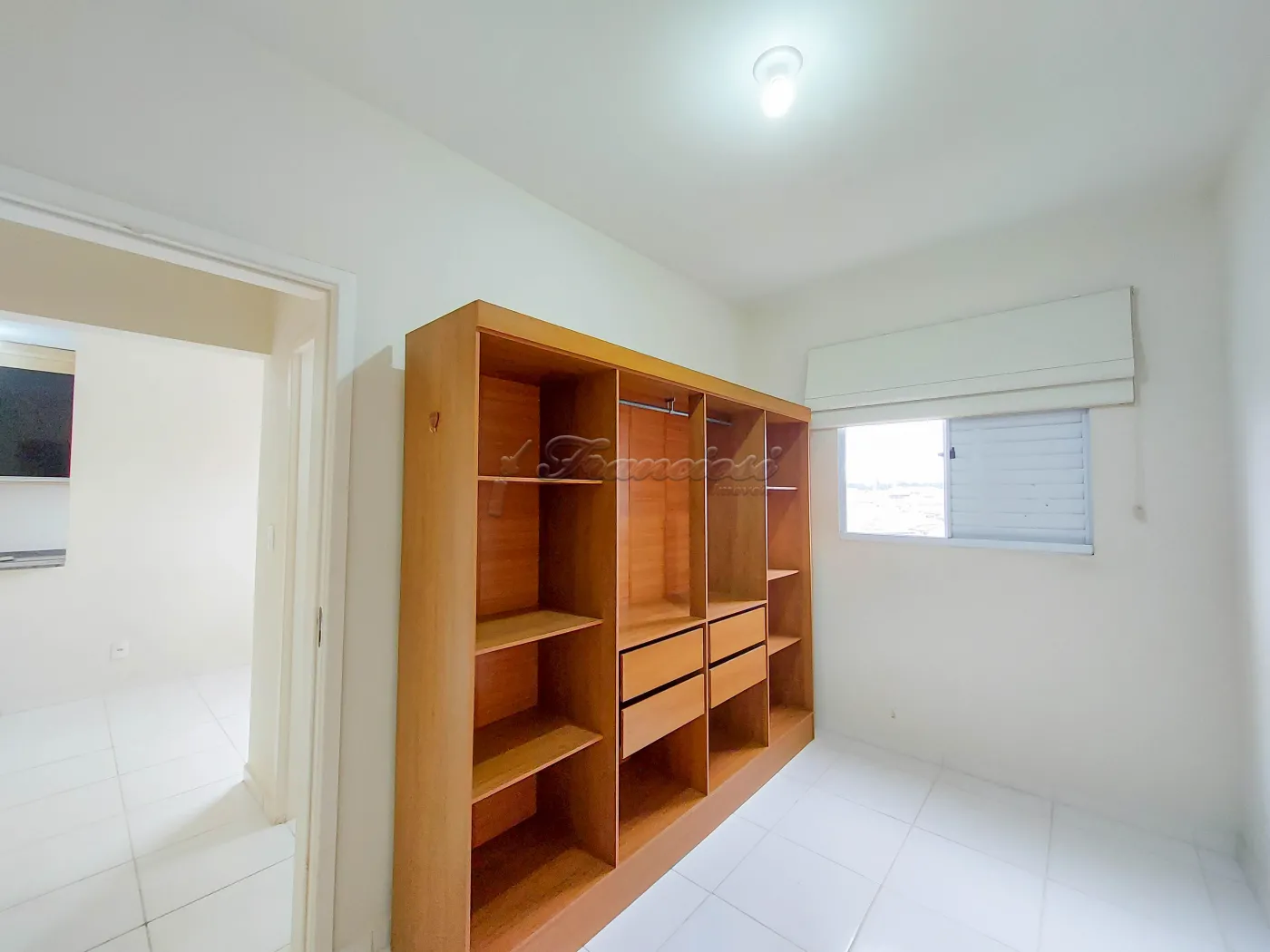 Alugar Apartamento / Condomínio em Itapetininga R$ 1.100,00 - Foto 6