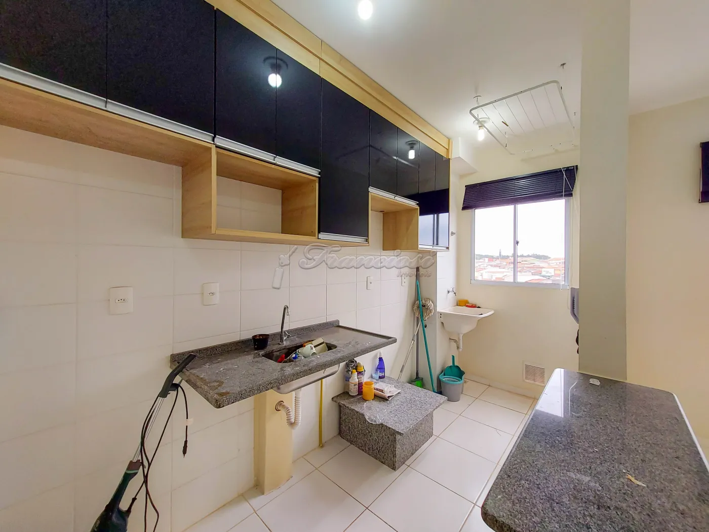 Alugar Apartamento / Condomínio em Itapetininga R$ 1.100,00 - Foto 4