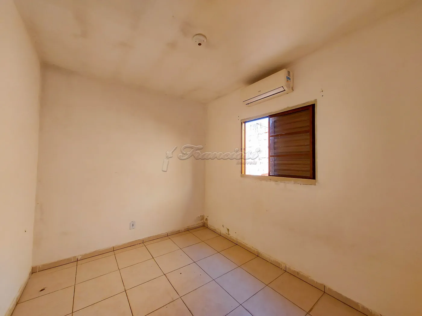 Alugar Casa / Padrão em Itapetininga R$ 800,00 - Foto 7