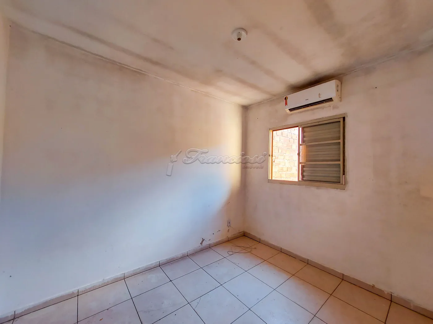 Alugar Casa / Padrão em Itapetininga R$ 800,00 - Foto 9
