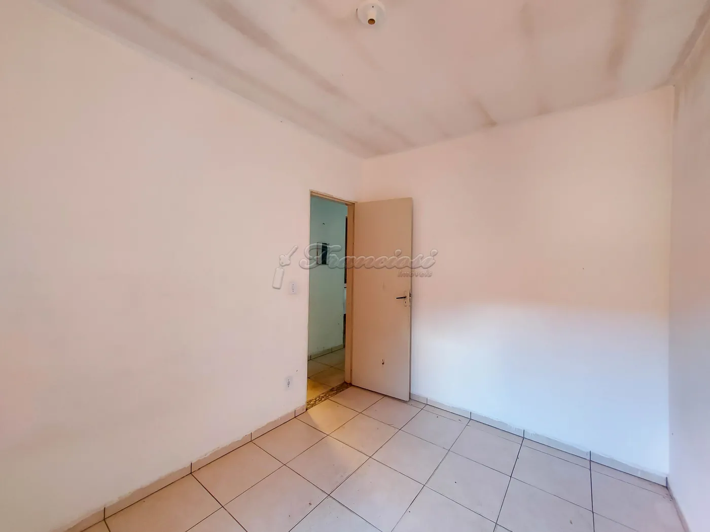 Alugar Casa / Padrão em Itapetininga R$ 800,00 - Foto 10