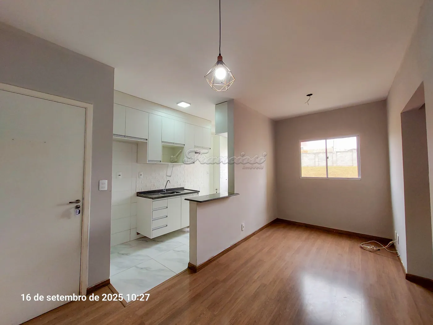 Alugar Apartamento / Condomínio em Itapetininga R$ 1.250,00 - Foto 2