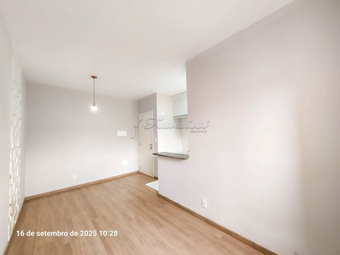 Alugar Apartamento / Condomínio em Itapetininga R$ 1.250,00 - Foto 3