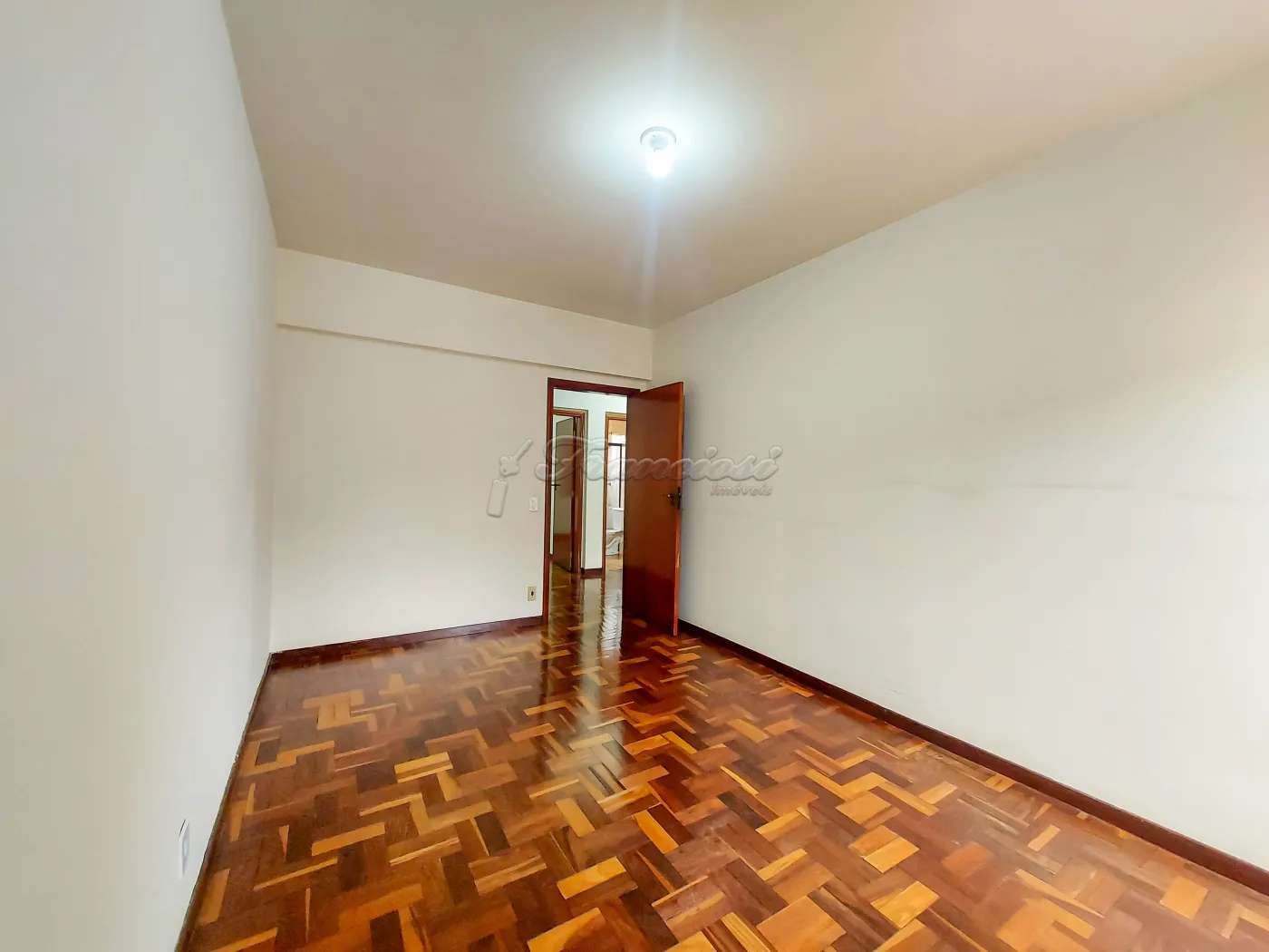 Alugar Casa / Condomínio em Itapetininga R$ 2.000,00 - Foto 7