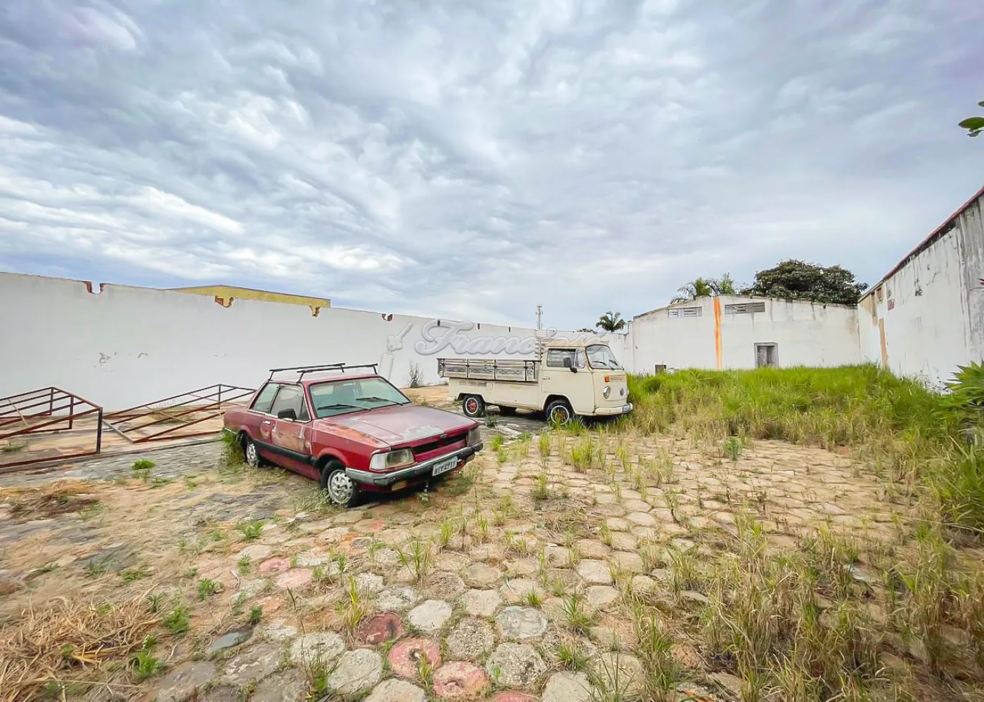 Comprar Terreno / Lote em Itapetininga R$ 300.000,00 - Foto 2