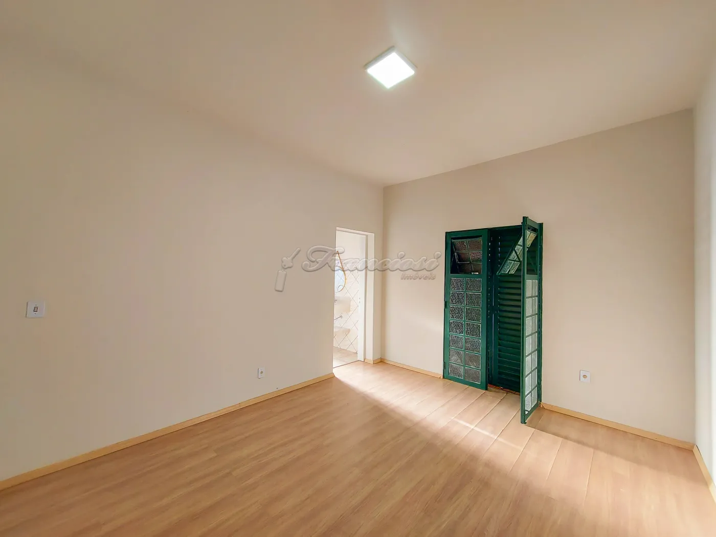 Alugar Casa / Comercial em Itapetininga R$ 3.000,00 - Foto 19