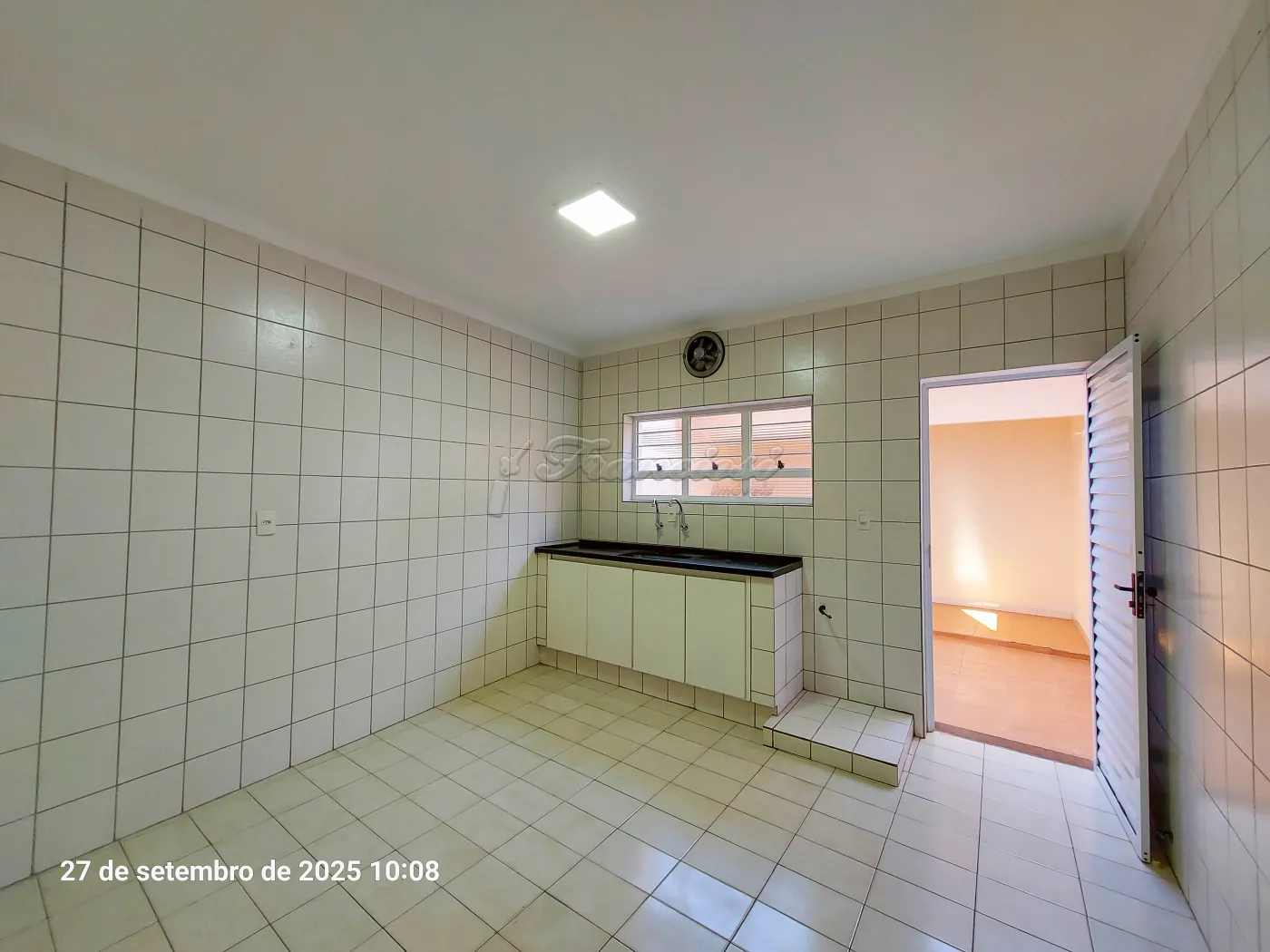 Alugar Casa / Padrão em Itapetininga R$ 2.000,00 - Foto 17