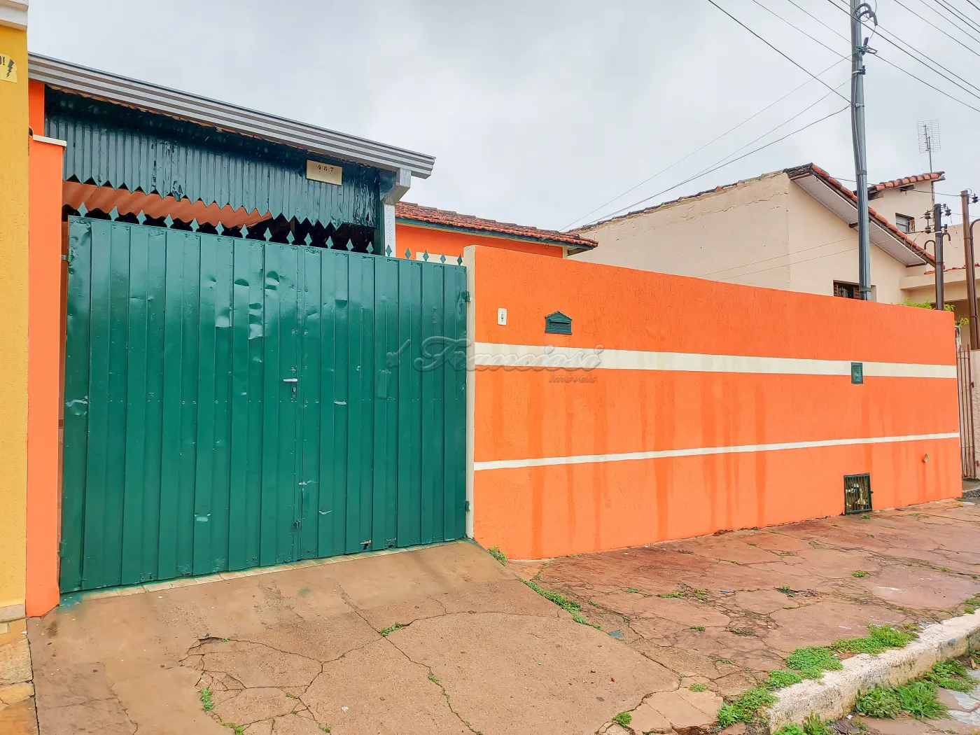 Alugar Casa / Padrão em Itapetininga R$ 1.100,00 - Foto 1