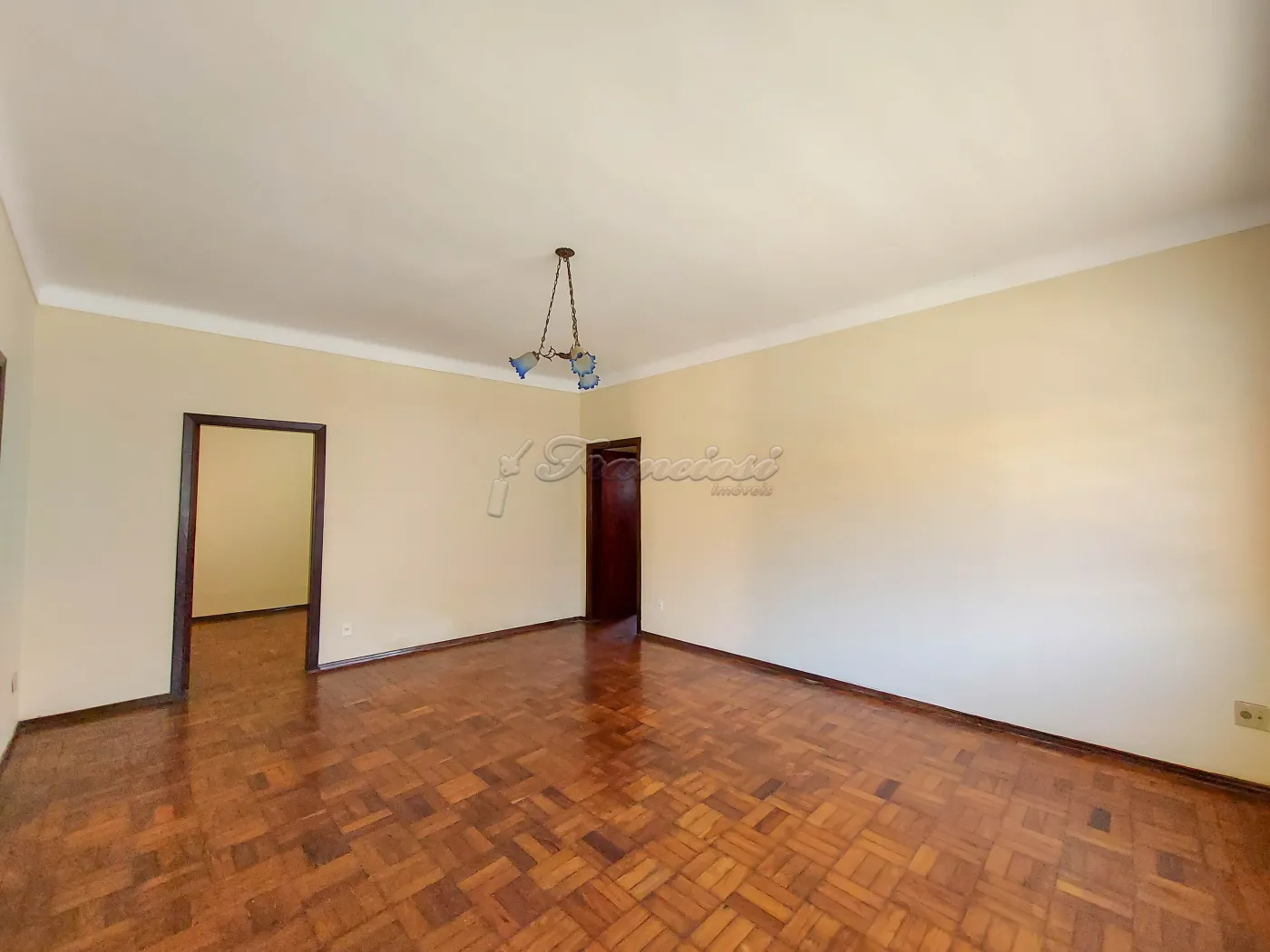 Alugar Casa / Padrão em Itapetininga R$ 2.000,00 - Foto 5