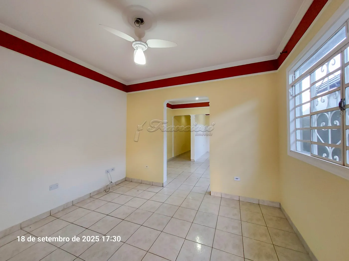 Alugar Casa / Padrão em Itapetininga R$ 1.400,00 - Foto 1