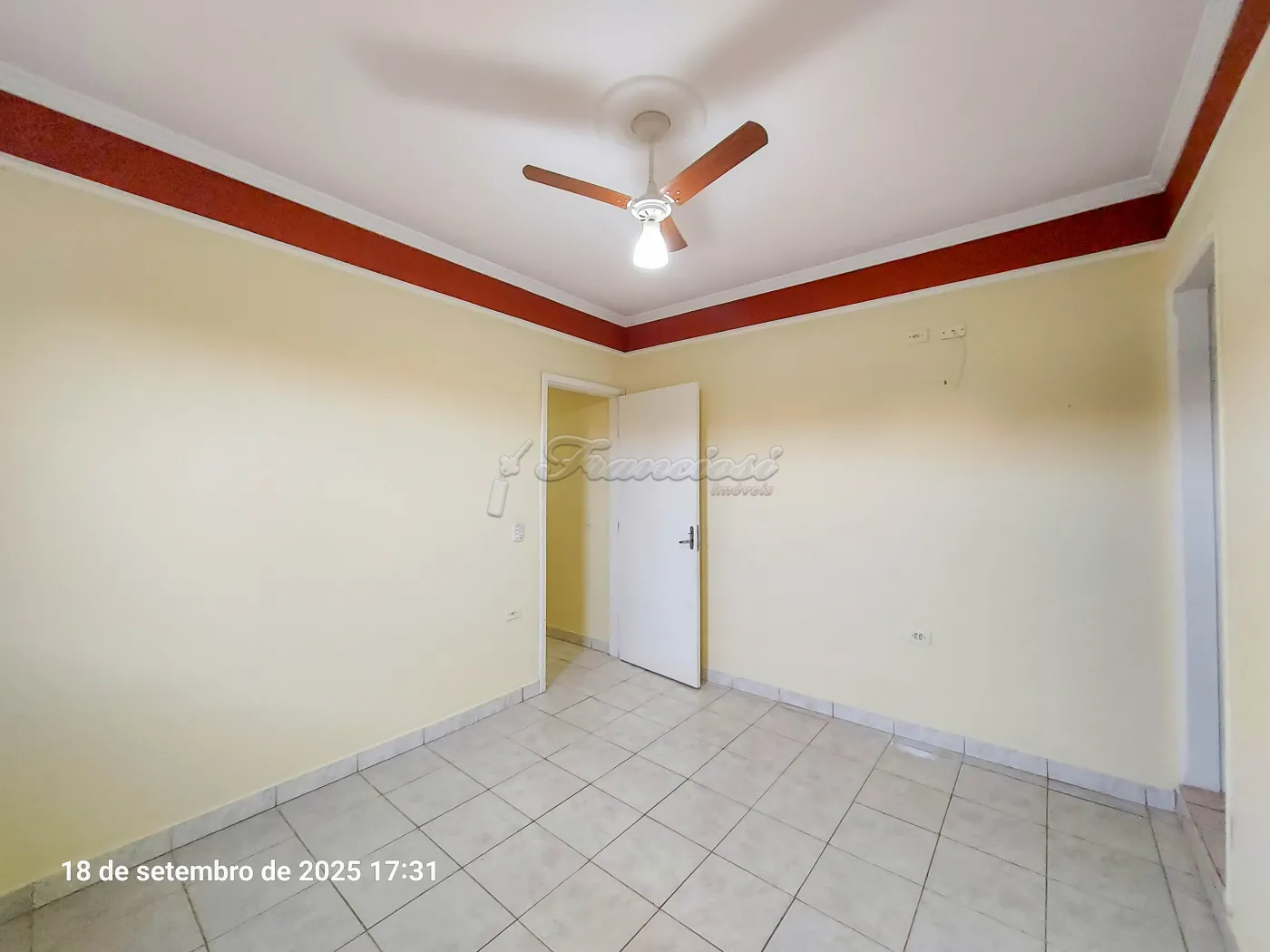 Alugar Casa / Padrão em Itapetininga R$ 1.400,00 - Foto 12