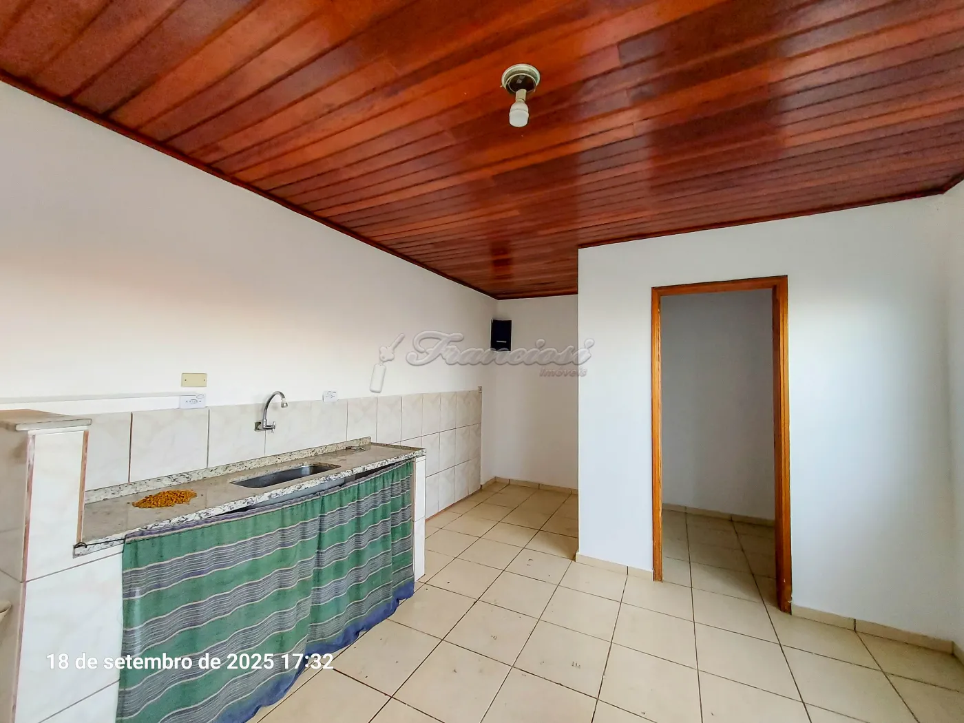 Alugar Casa / Padrão em Itapetininga R$ 1.400,00 - Foto 15