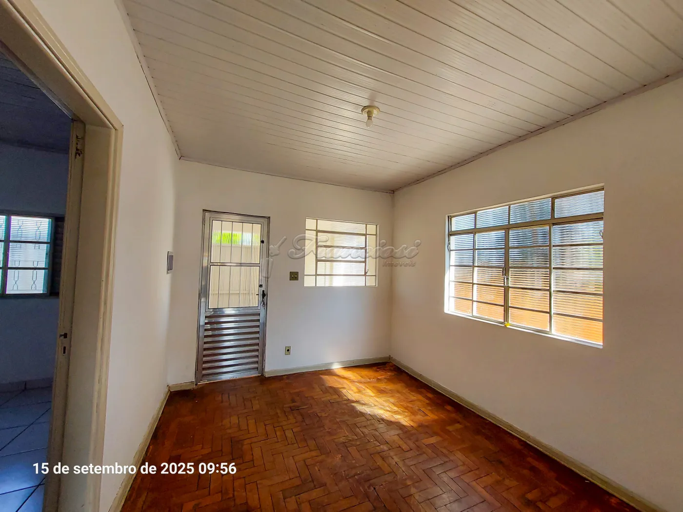 Alugar Casa / Padrão em Itapetininga R$ 950,00 - Foto 3