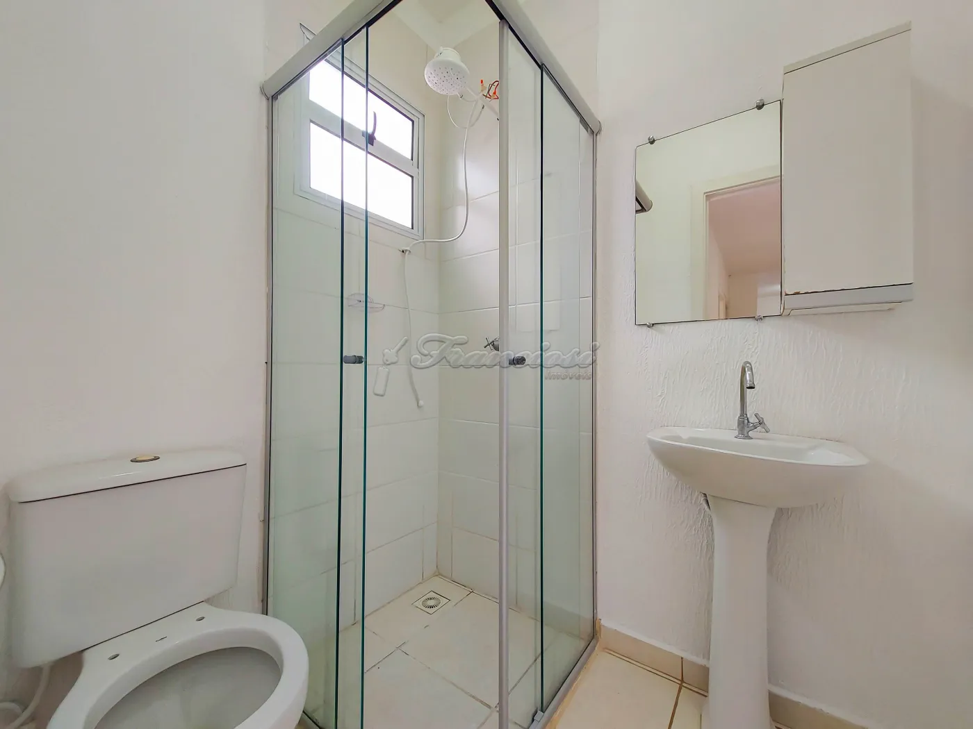 Alugar Casa / Condomínio em Itapetininga R$ 1.100,00 - Foto 3
