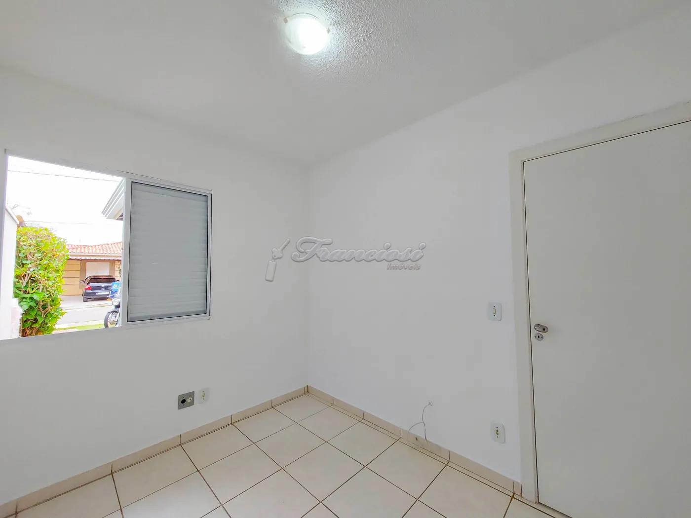 Alugar Casa / Condomínio em Itapetininga R$ 1.100,00 - Foto 6