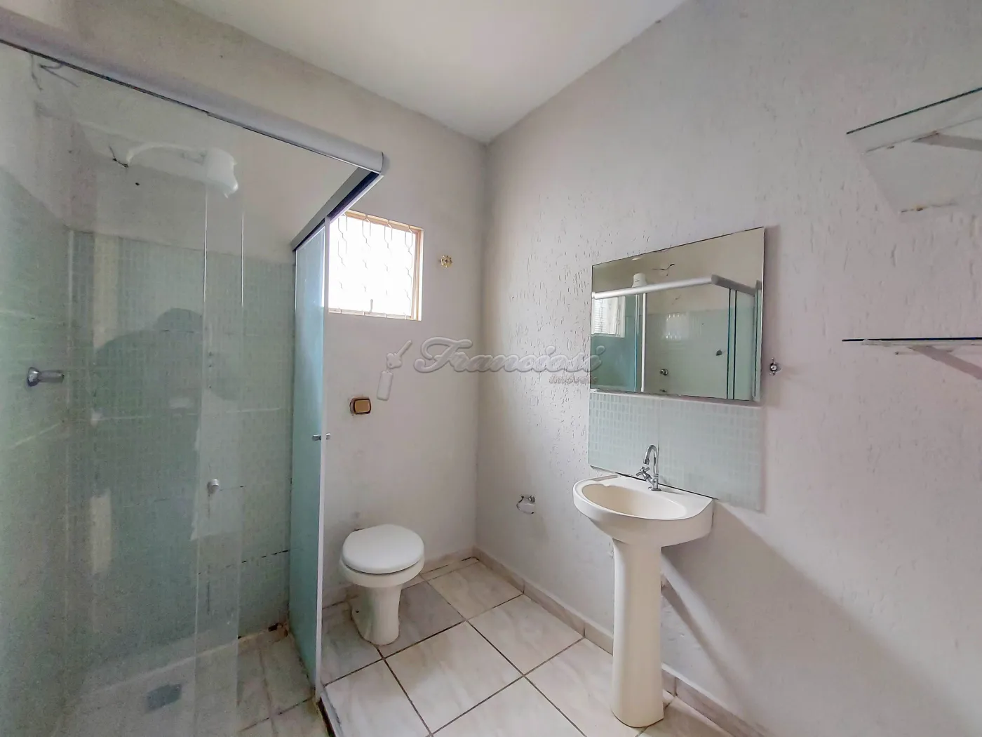 Alugar Casa / Padrão em Itapetininga R$ 1.200,00 - Foto 6