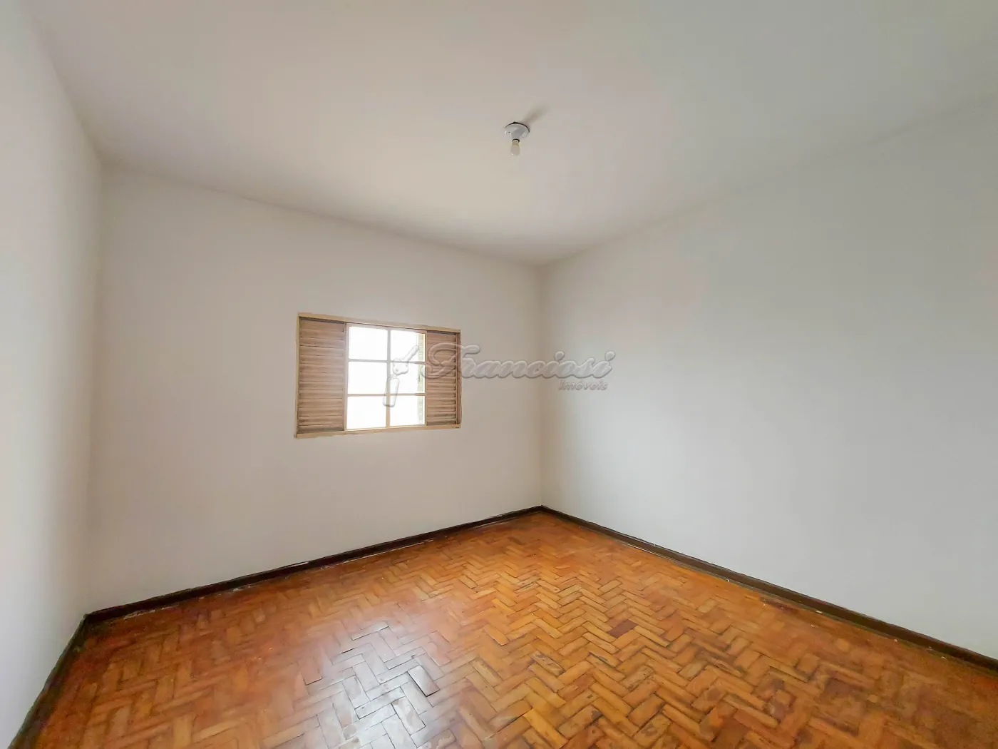 Alugar Casa / Padrão em Itapetininga R$ 1.200,00 - Foto 7