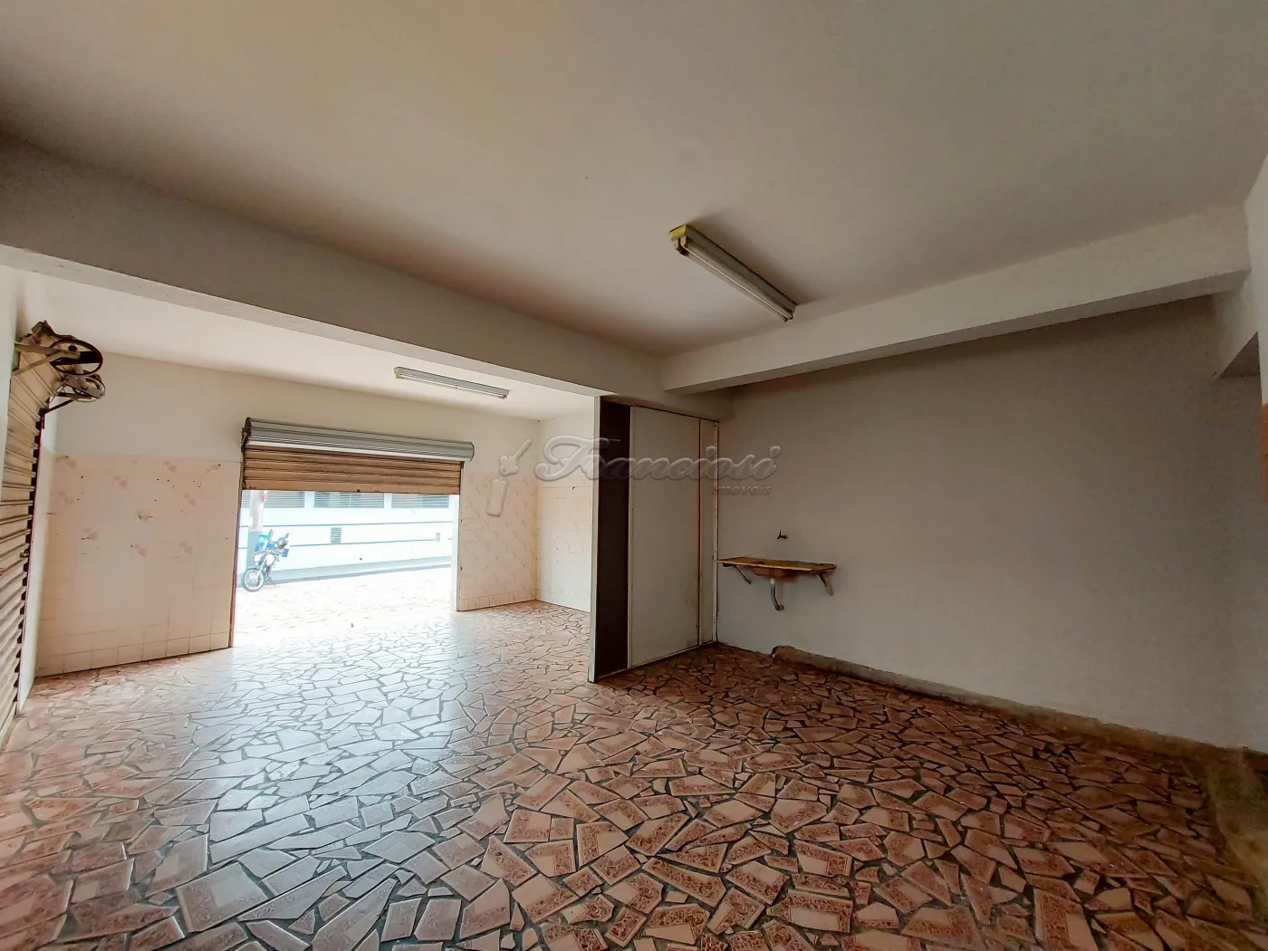 Alugar Comercial / Salão em Itapetininga R$ 650,00 - Foto 4