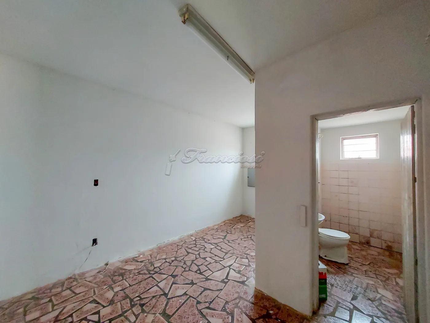 Alugar Comercial / Salão em Itapetininga R$ 650,00 - Foto 5