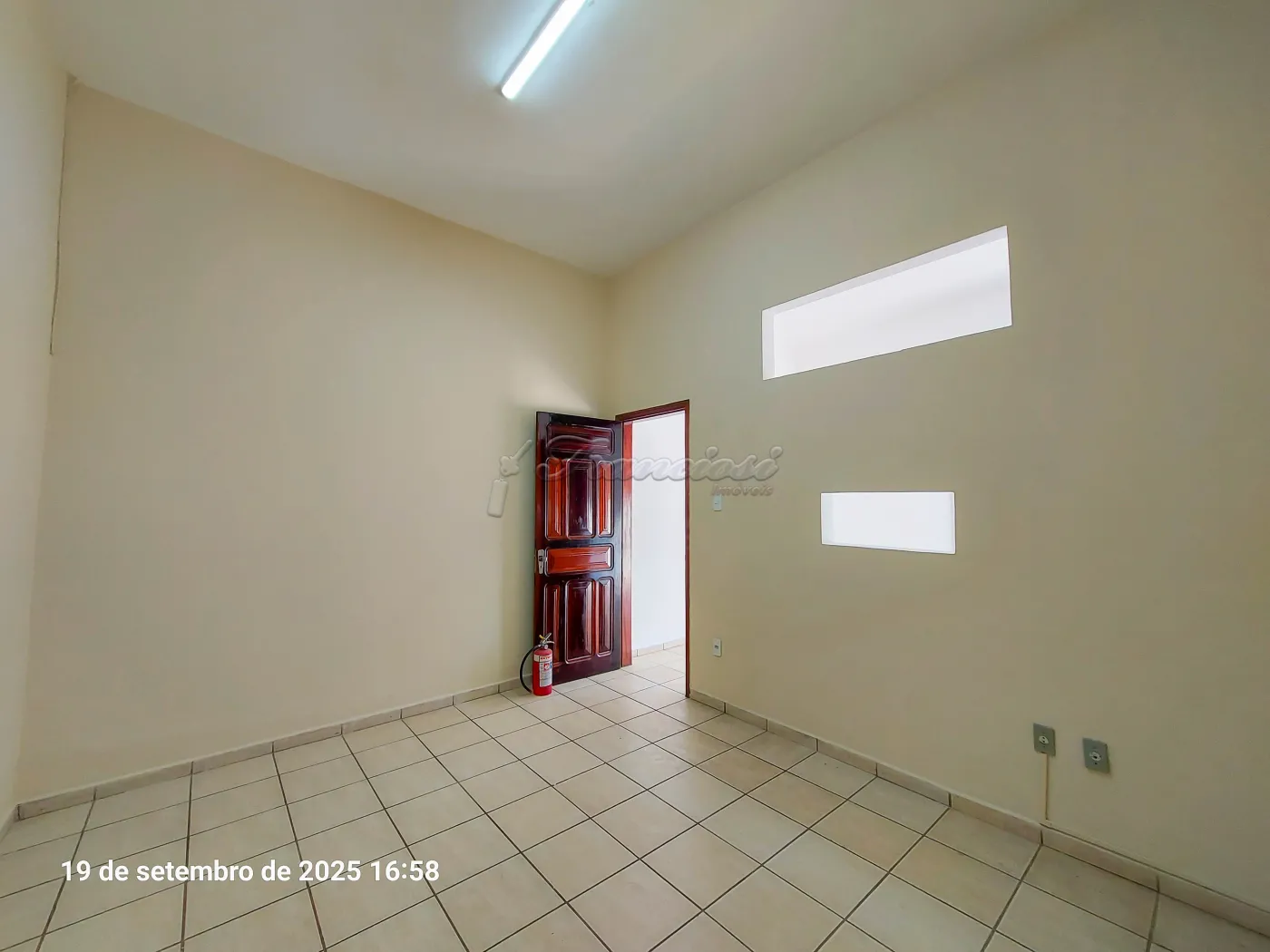 Alugar Comercial / Salão em Itapetininga R$ 900,00 - Foto 3
