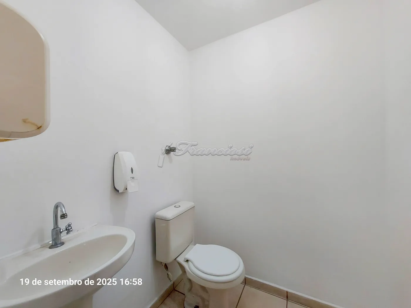 Alugar Comercial / Salão em Itapetininga R$ 900,00 - Foto 4