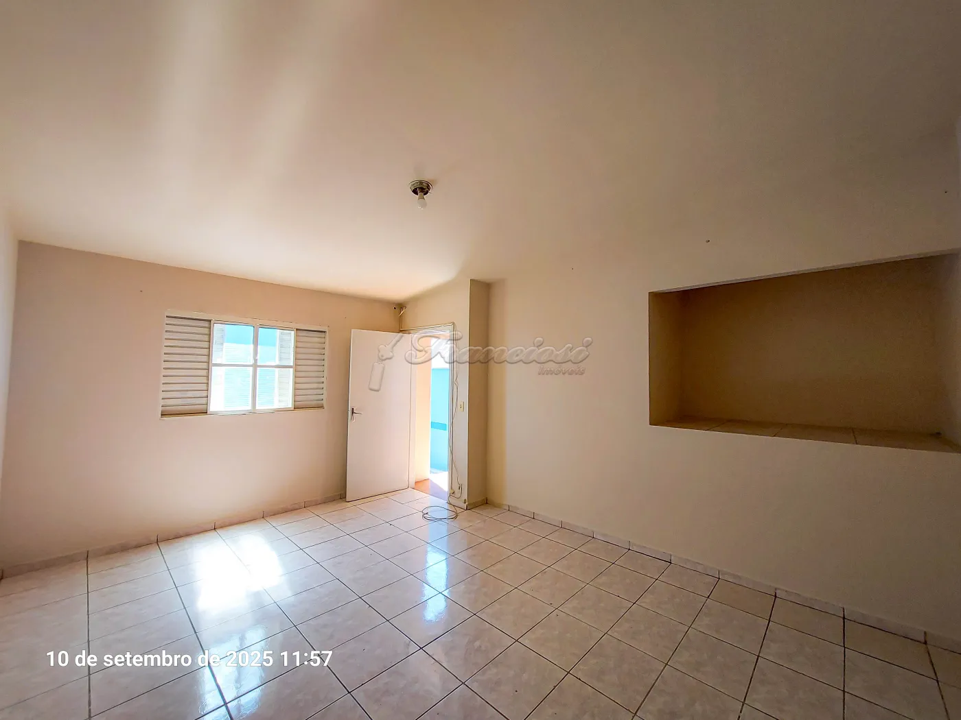 Alugar Casa / Padrão em Itapetininga R$ 700,00 - Foto 6