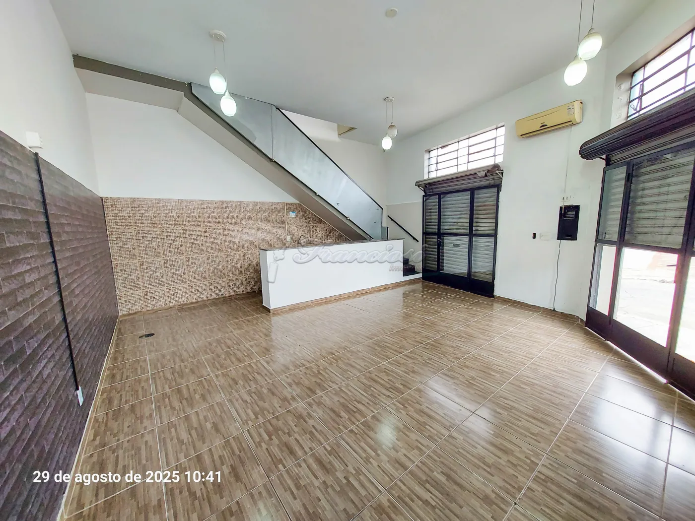 Alugar Comercial / Salão em Itapetininga R$ 800,00 - Foto 2