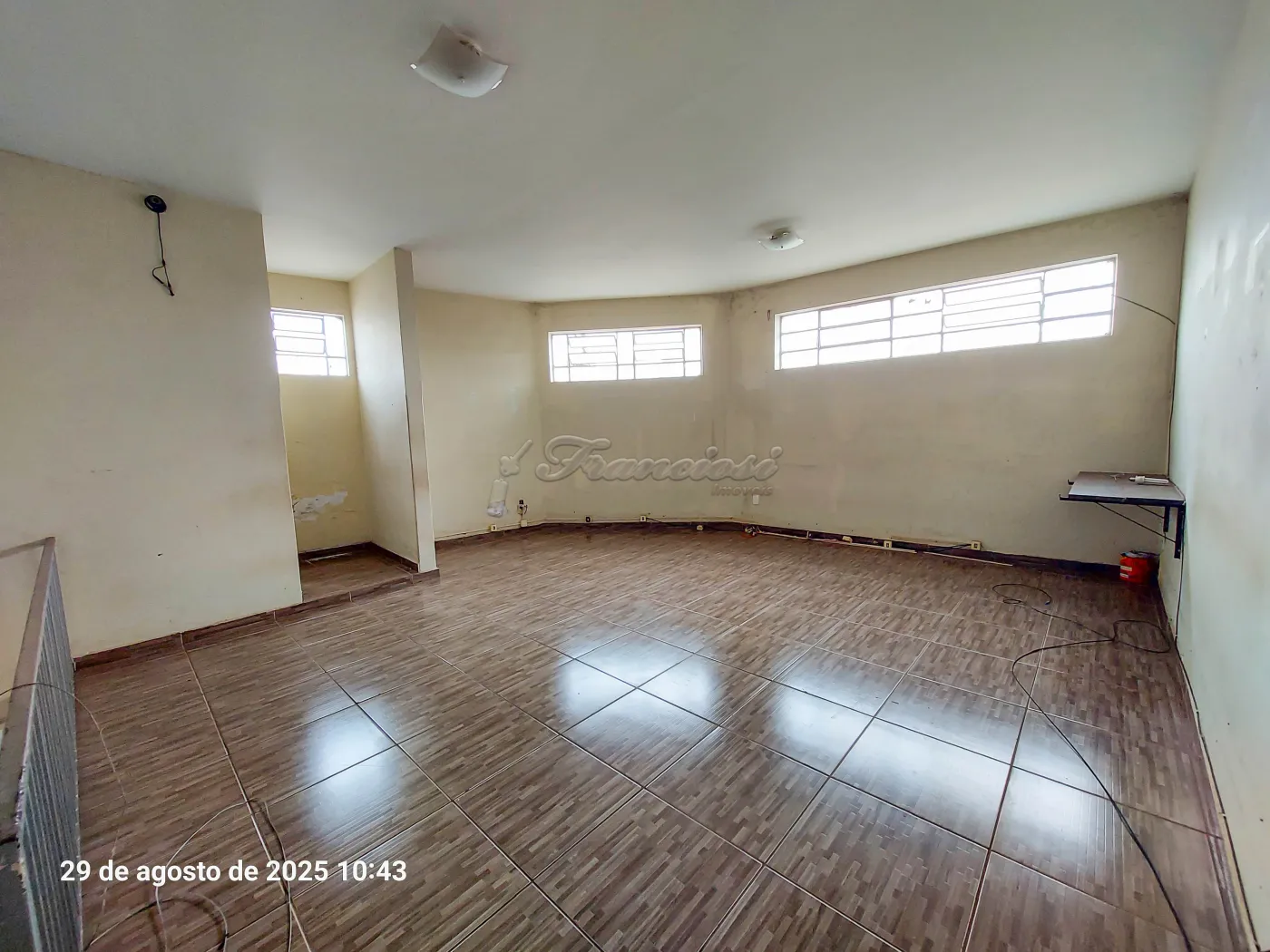 Alugar Comercial / Salão em Itapetininga R$ 800,00 - Foto 6