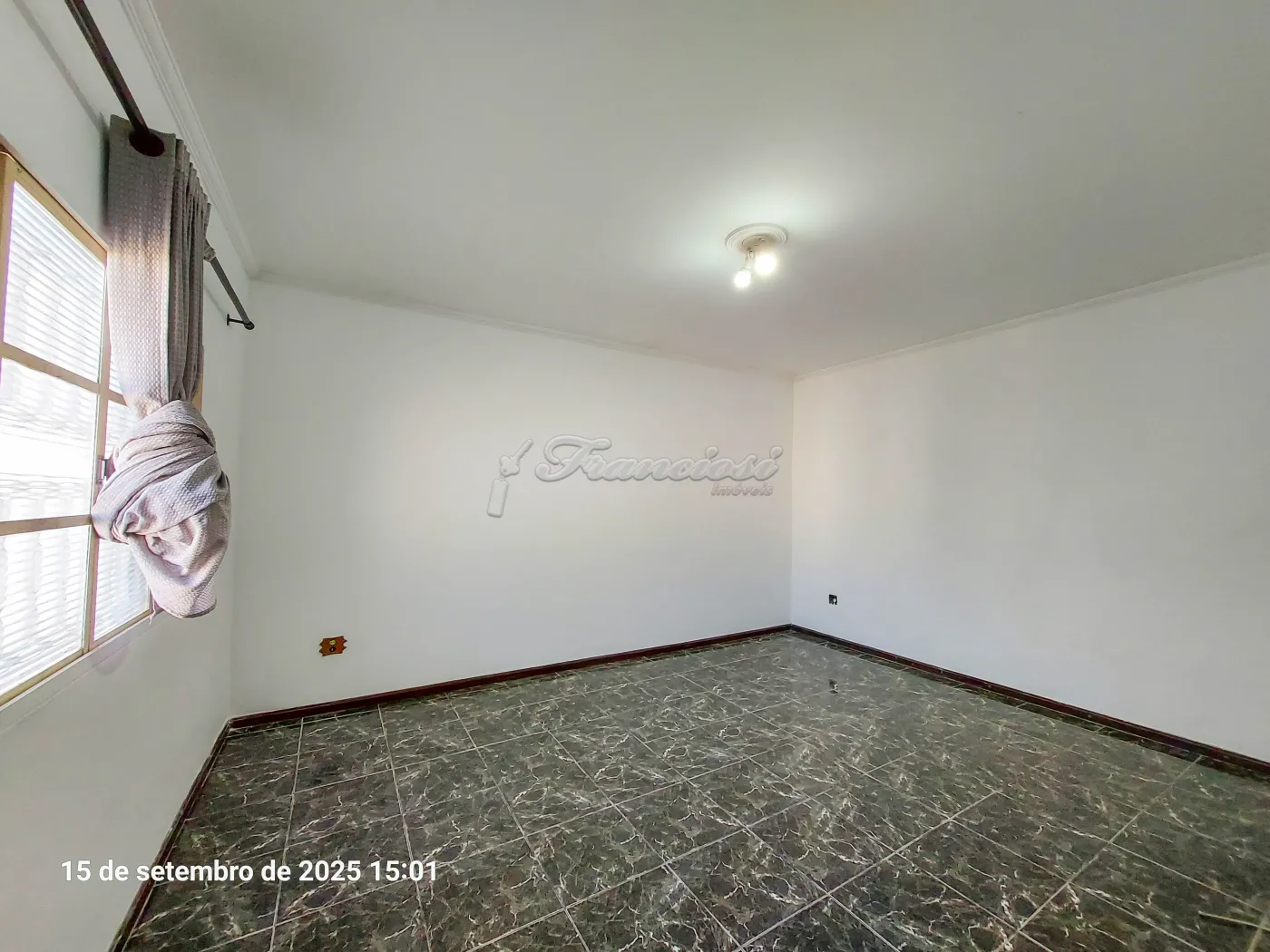 Alugar Casa / Padrão em Itapetininga R$ 1.500,00 - Foto 7
