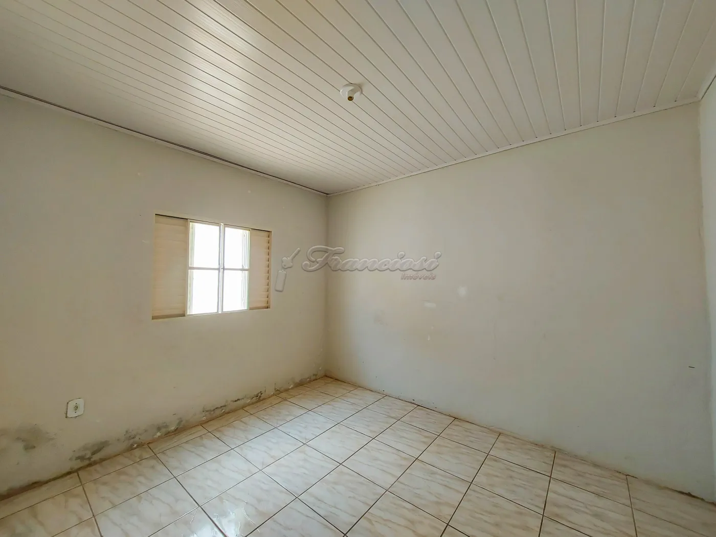 Alugar Casa / Padrão em Itapetininga R$ 1.000,00 - Foto 6