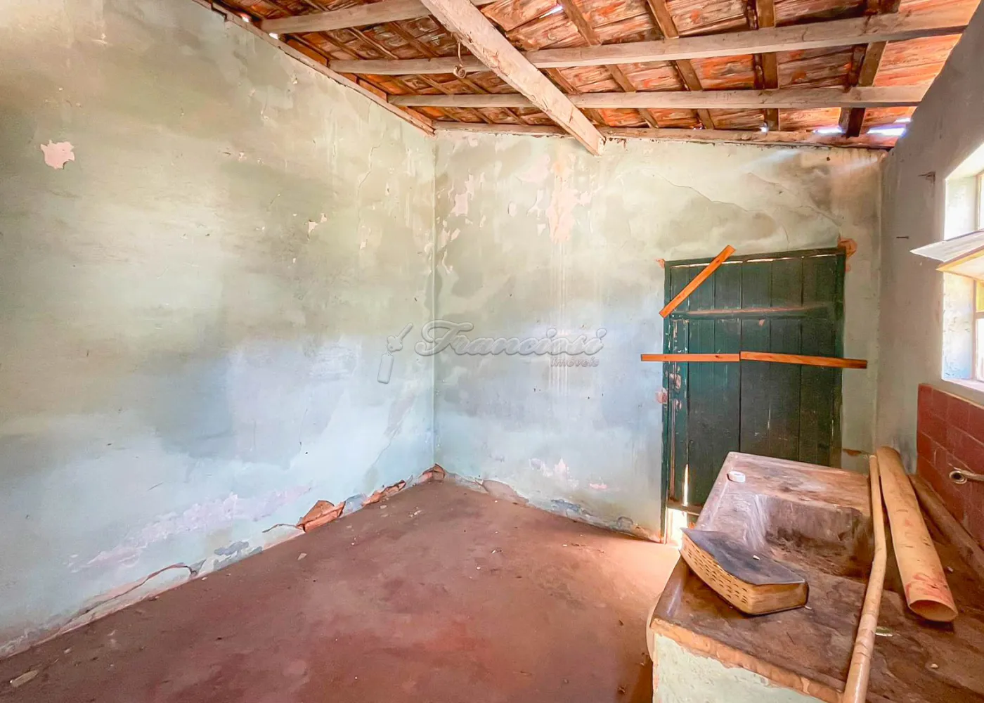 Comprar Casa / Padrão em Itapetininga R$ 210.000,00 - Foto 2