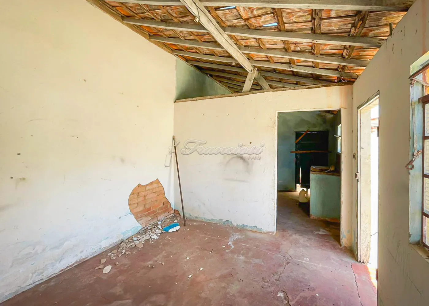 Comprar Casa / Padrão em Itapetininga R$ 210.000,00 - Foto 4