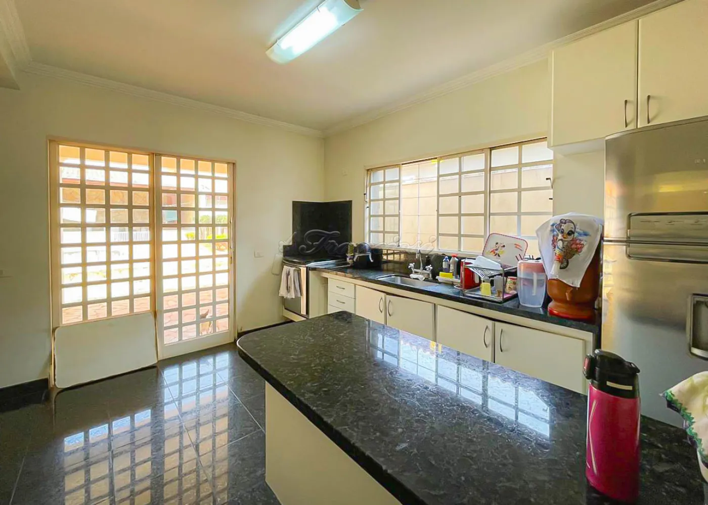 Comprar Casa / Padrão em Itapetininga R$ 750.000,00 - Foto 13