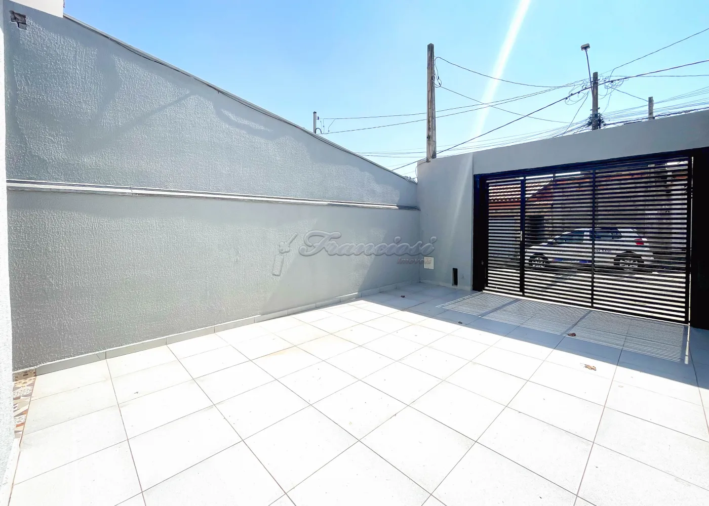 Comprar Casa / Padrão em Itapetininga R$ 320.000,00 - Foto 1