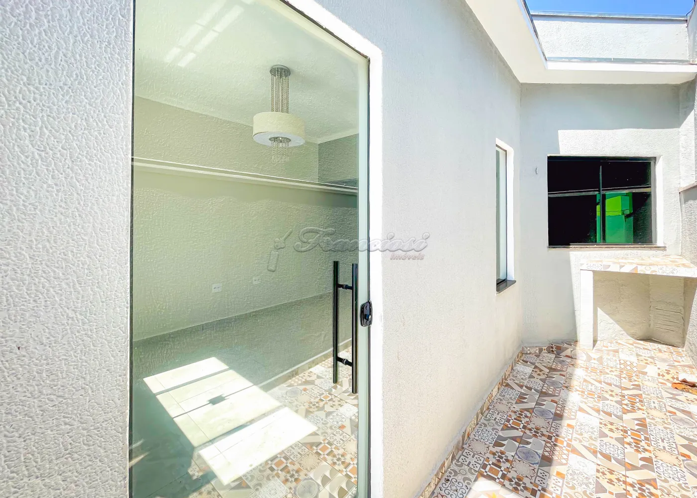 Comprar Casa / Padrão em Itapetininga R$ 320.000,00 - Foto 3