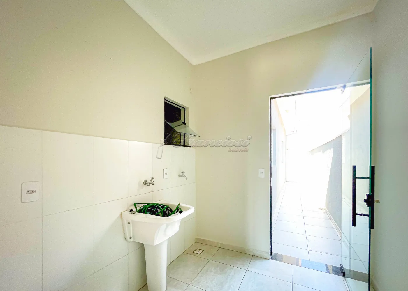 Comprar Casa / Padrão em Itapetininga R$ 320.000,00 - Foto 11