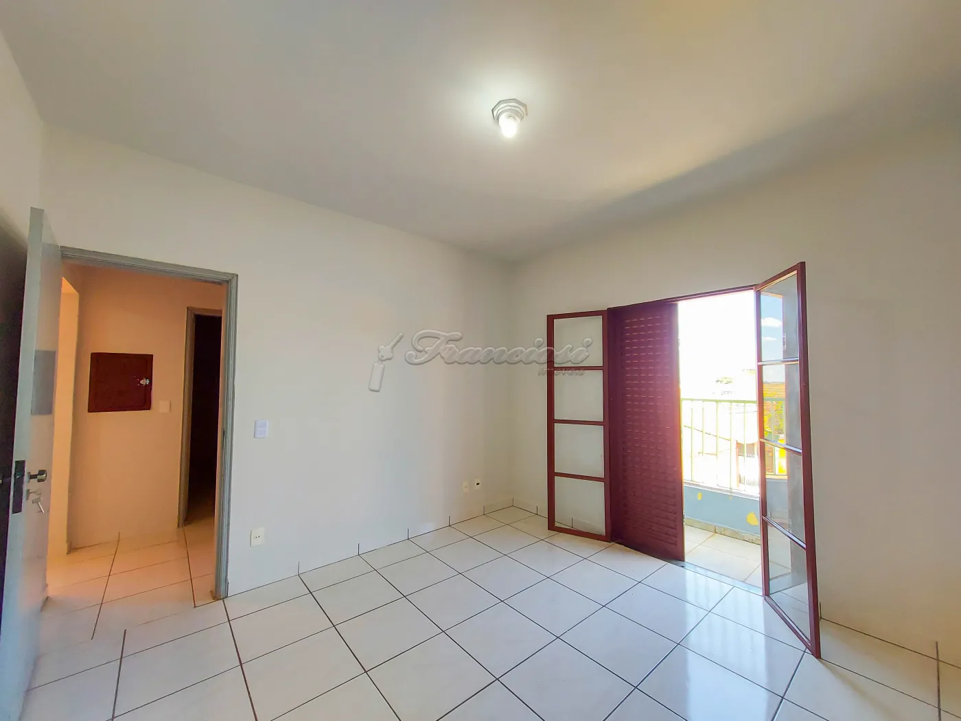 Alugar Casa / Padrão em Itapetininga R$ 1.150,00 - Foto 7