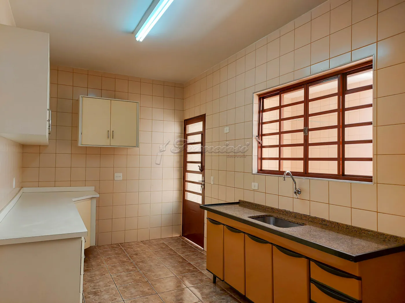 Alugar Casa / Padrão em Itapetininga R$ 1.150,00 - Foto 8